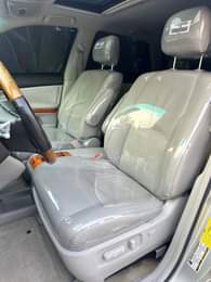 A picture of 101 PURE FIRST BODY 2005 RX330 FULLEST OPTION NO SINGLE