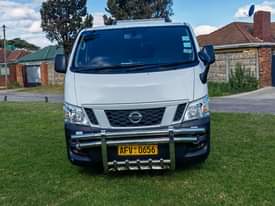 nissan nv350