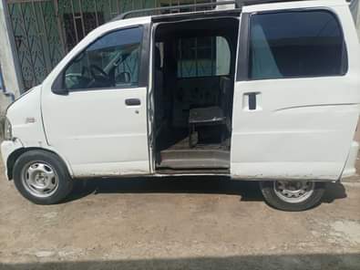 A picture of Sharp Hijet Mini BusDirect Belgium GradeSilent engine Smooth transmissionNew Tires