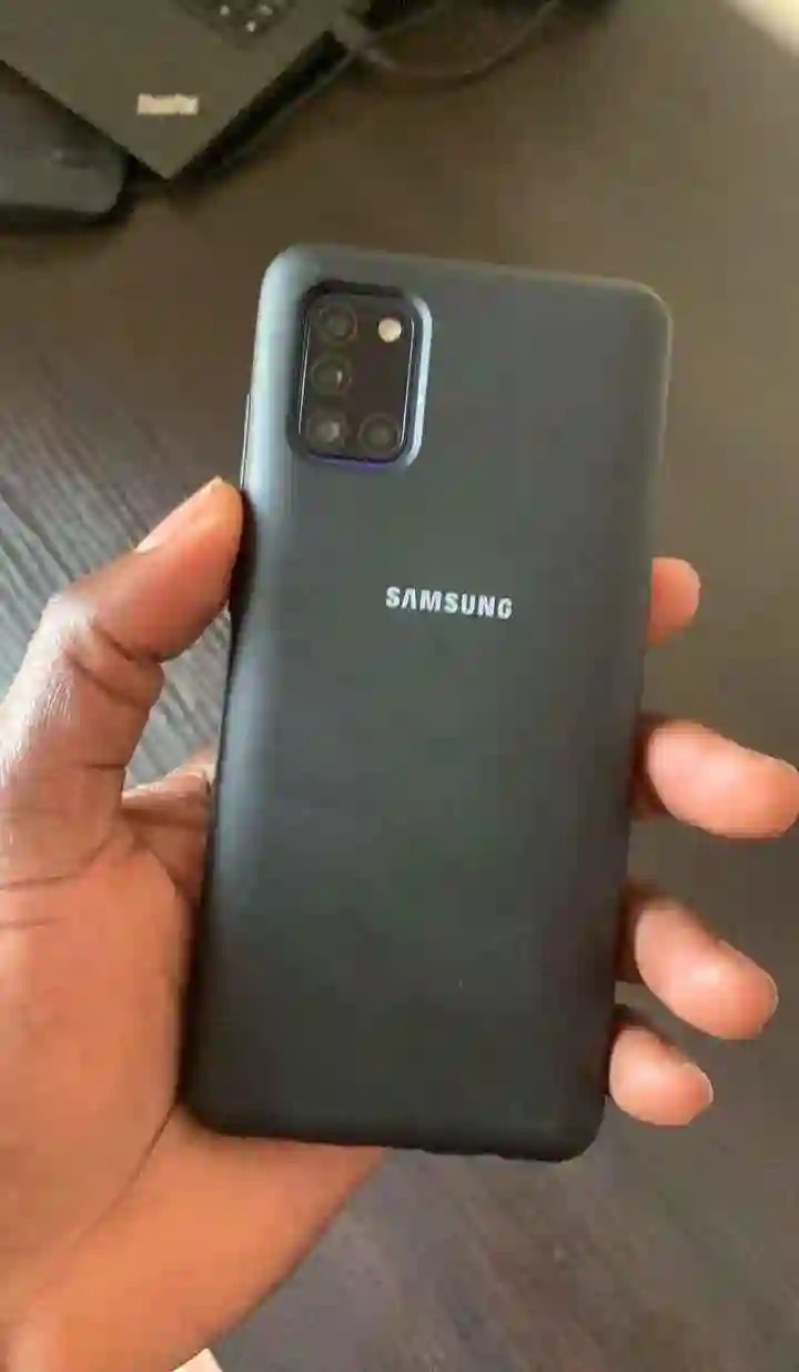A picture of Samsung Galaxy A30 128gb ROM 4gb RAM available for sell