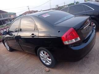 A picture of 2008 KIA Sorento