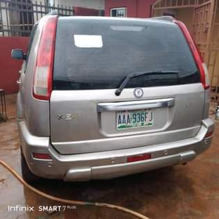 A picture of 2005 Nissian Xtrail 4