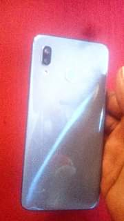 A picture of SAMSUNG GALAXY A 30 GB 64 inauzwa 200k