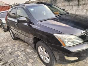 A picture of NEATLY USED 2006 MODEL LEXUS RX330 Absolutely nothing to fix