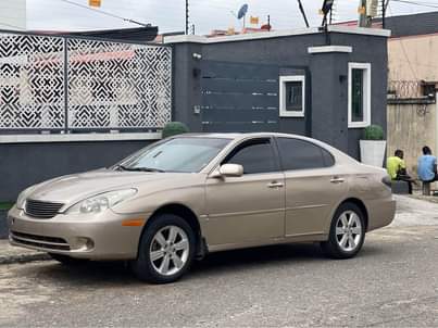 A picture of Clean 2005 ES330 for sale