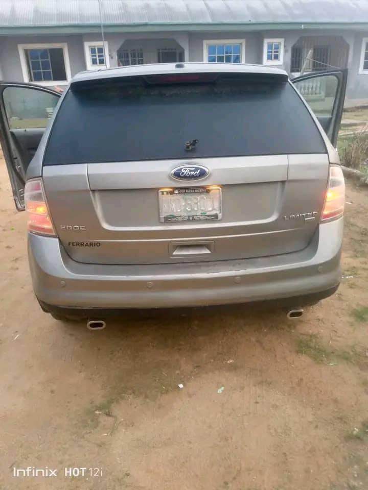A picture of 2008 Ford edge full option buy and travel untouched engine