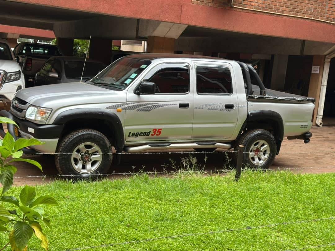 used toyota hilux