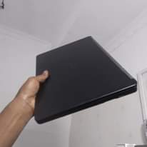 A picture of Slim laptop Dell core i5 6th Generation