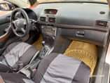 A picture of TOYOTA AVENSIS 2005