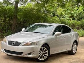 A picture of KINZZY AUTOS 08109018982 8 500 000 Refer and earn Few