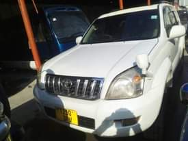 A picture of 2006 TOYOTA Prado