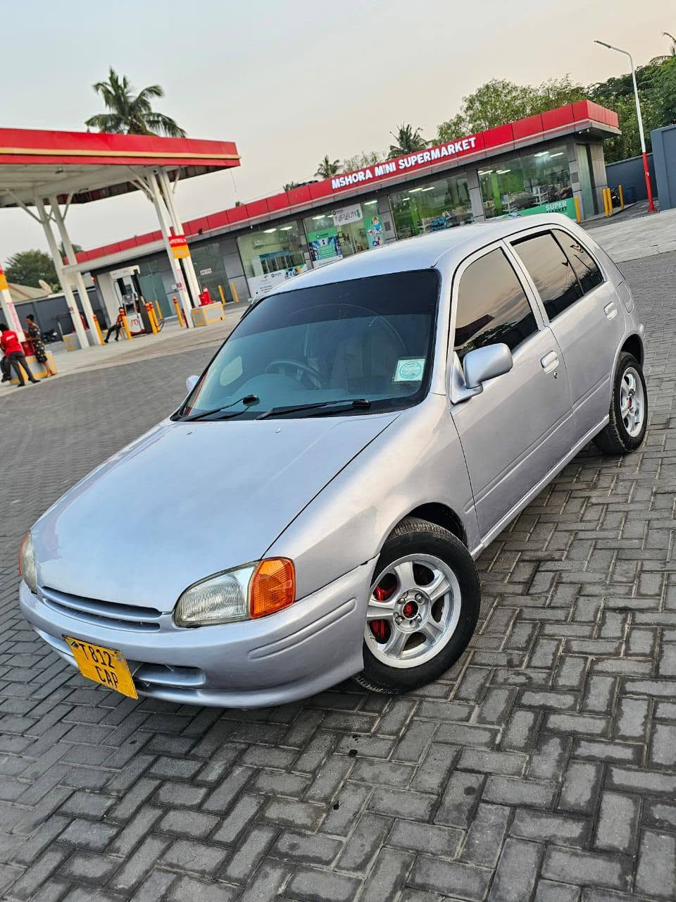 A picture of TOYOTA STARLET