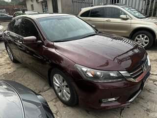 A picture of HONDA ACCORD 2014