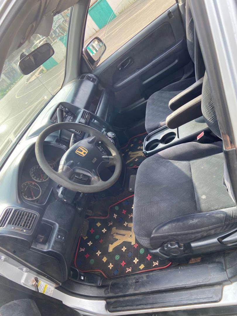 A picture of Honda CRV. 08036407690