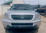A picture of Honda Pilot 2004