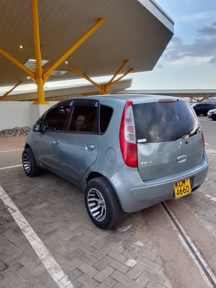 mitsubishi colt