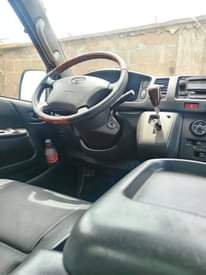 A picture of 2013 Toyota Hiace 4
