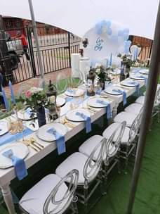 A picture of Decor