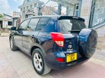 A picture of TOYOTA R4
