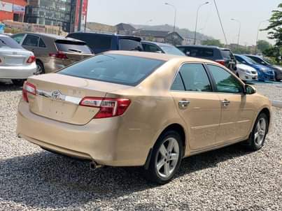 A picture of FOREIGN USED 2013 CAMRY