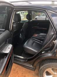 A picture of Lexus Rx 330 Everything is working perfectly fine 6 6