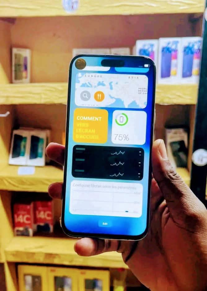 A picture of Iphone 17 pro max