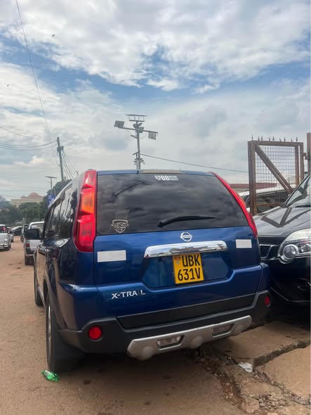 A picture of Nissan XTRAIL