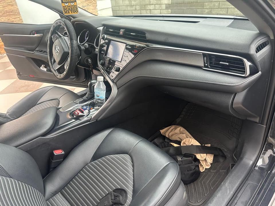 A picture of 1yr Used 2020 Toyota Camry