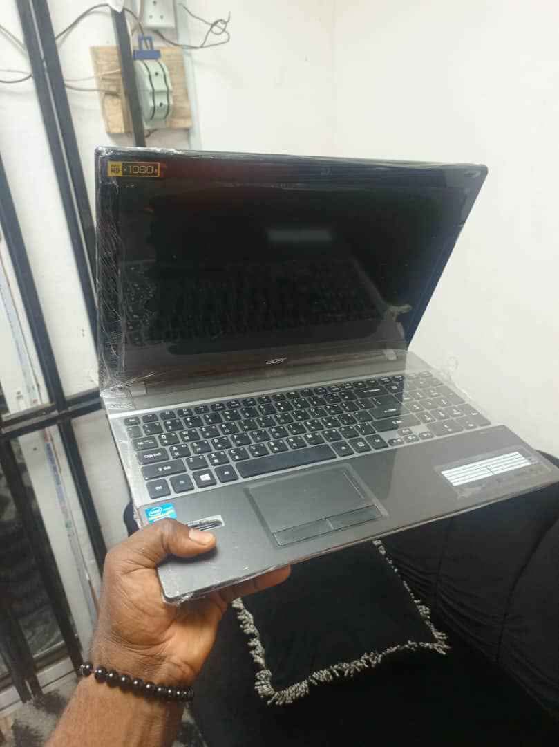 A picture of ACER LAPTOP