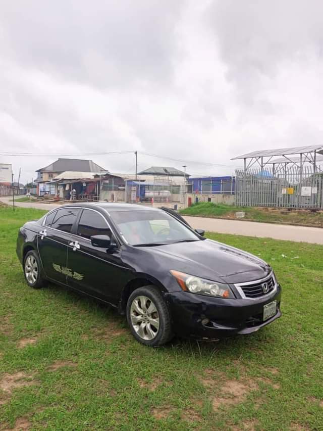 A picture of SUPER SOUND HONDA ACCORD 2008 MODEL V6 ENGINE WITH A