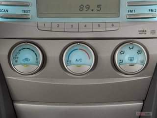 A picture of 2008 Toyota Camry 1 4