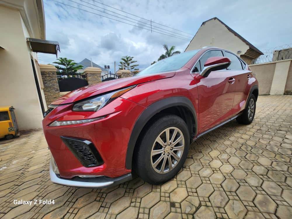 A picture of Direct from CANADA 2016 Lexus NX200t