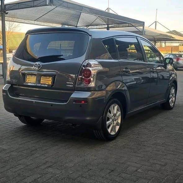 toyota verso