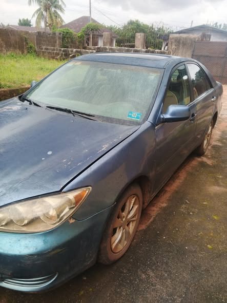 A picture of Toyota Camry 2 4 2004 Model