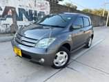 A picture of Toyota Ist on sale DMR gari imetunzwa vizuri sanaaaaaaa