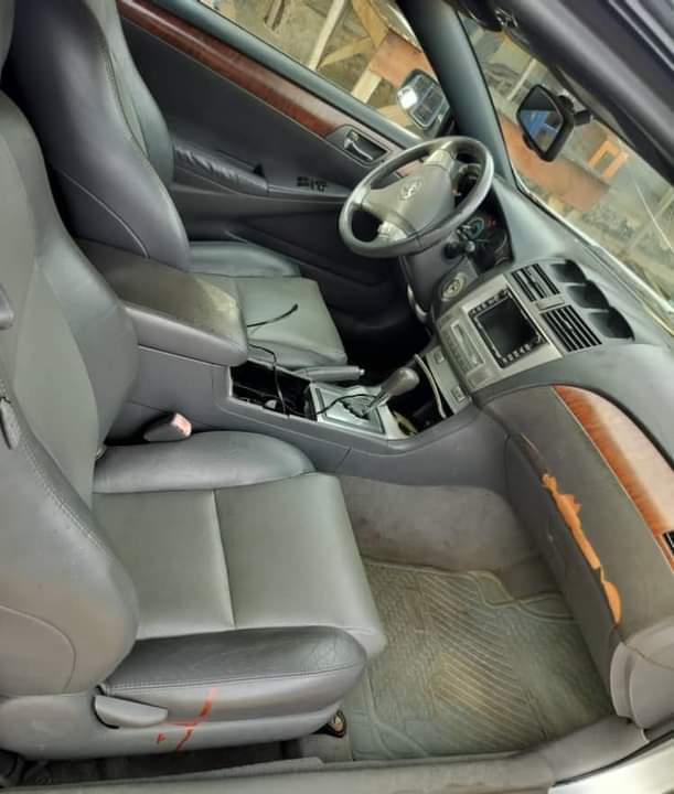 A picture of Clean Tokunbo 08 Toyota solara convertible auto leather Formica navigation