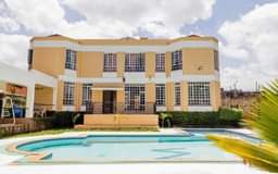 houses runda