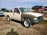 A picture of Toyota pickup hilux for sale at Lagos state 750 000