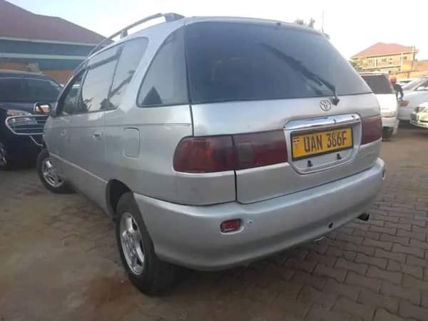A picture of 6 5m 0705835212