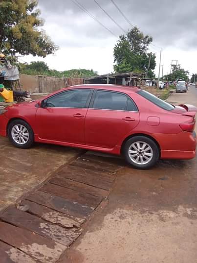 A picture of TOYOTA COROLLA SPORT 2010
