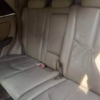 A picture of Lexus RX 300