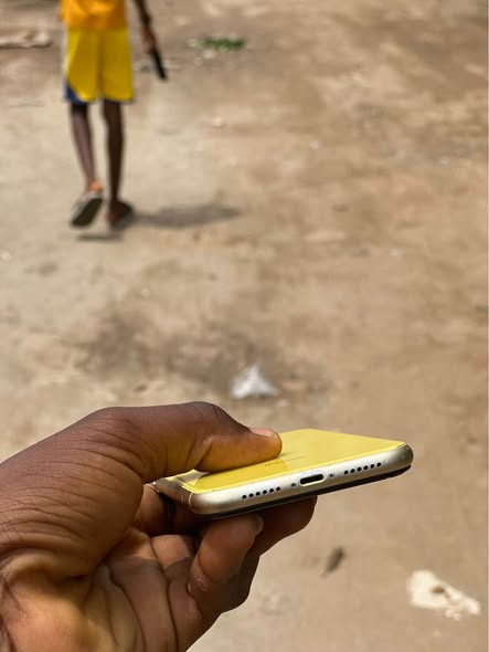 A picture of iPhone XR