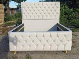 A picture of Karibu nauza bed sofa 5 6 mpyaa bei 220000 Location