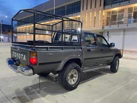 A picture of TOYOTA HILUX PICKUP Dcabin Engine error Code 3L Manual transmission