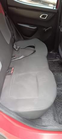 A picture of Renault kwid 18