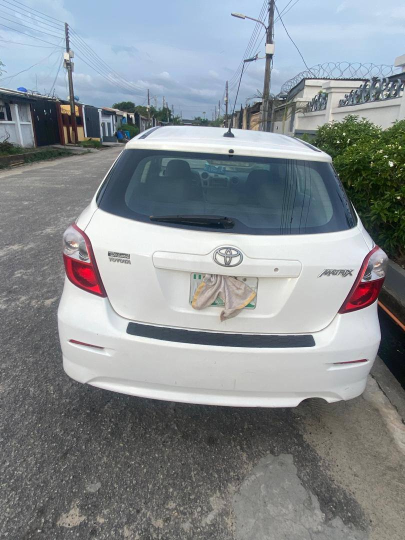 A picture of 2010 toyota matrix lekki lagos now 5.9