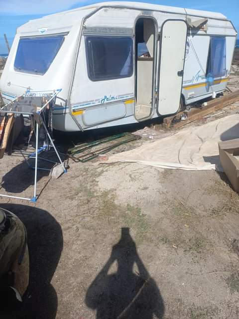 Caravan B.