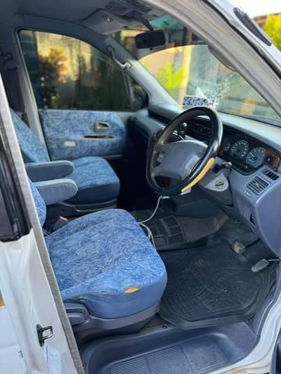 A picture of Toyota Noah SR40