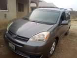 A picture of Toyota sienna 05..08064016002
