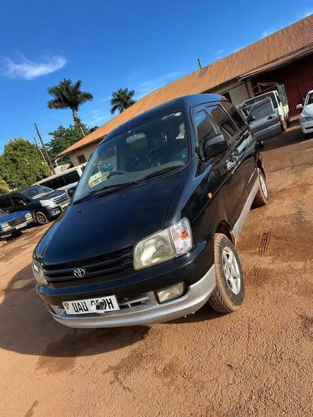 used toyota noah